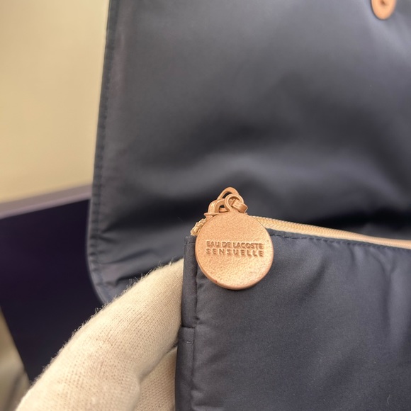 Lacoste Eau De Sensuelle Toiletry Bag - Picture 2 of 7